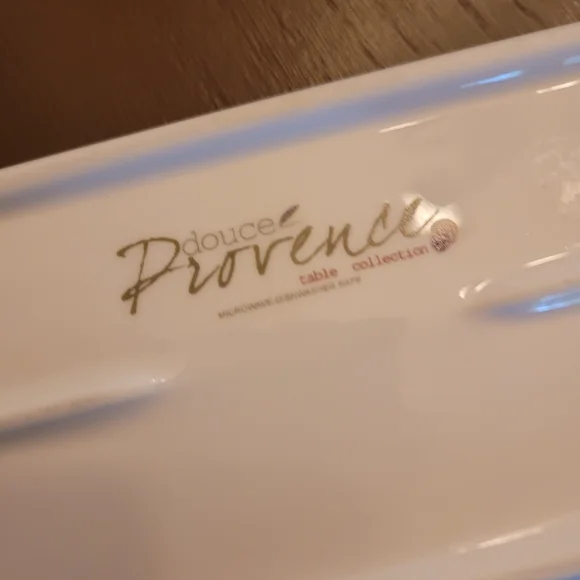 Olive Design Serveware Set - Picture 8 of 9